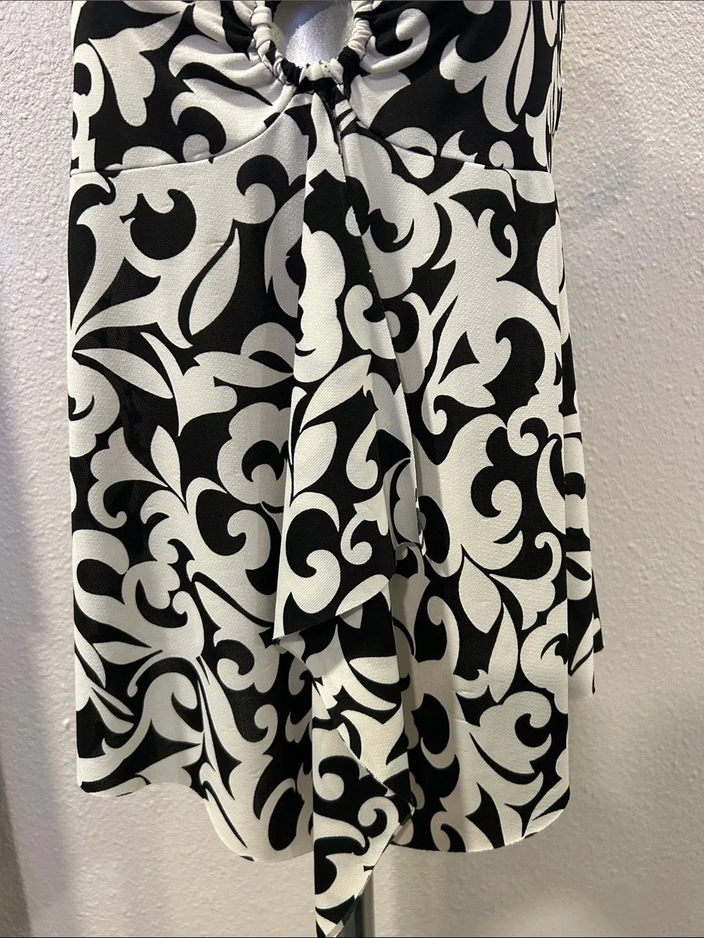 Black & White Swirl Print Spaghetti Strap Tank Top